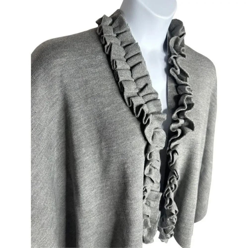 Fraas NWT Gray Ruana